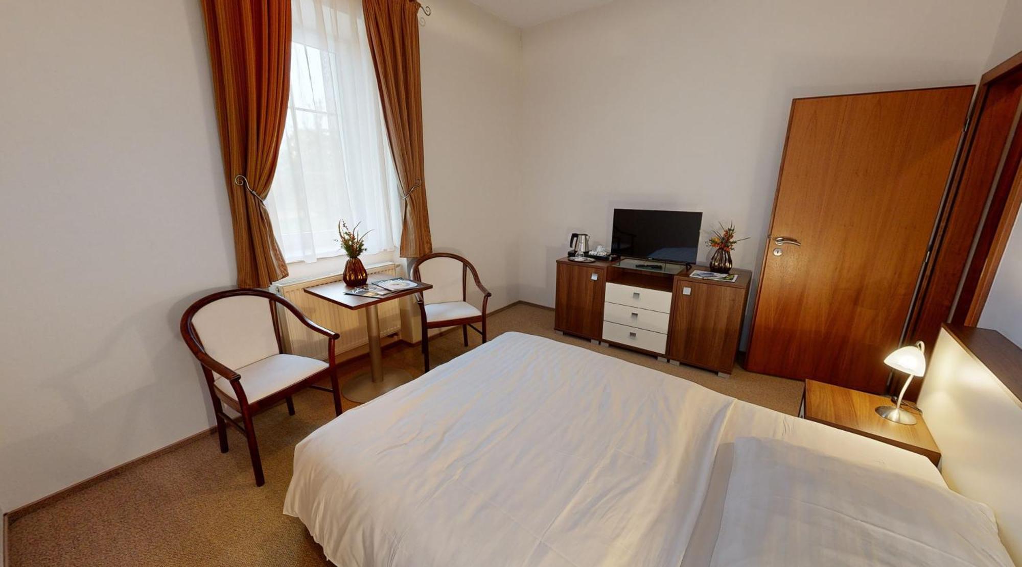 Klaudia'S Hotel & Restaurant At Golf Resort, Bac Samorin Kültér fotó